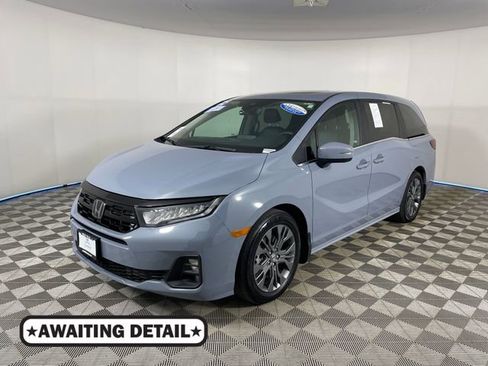 Certified 2025 Honda Odyssey Touring image 1