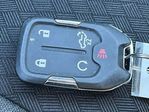 Used 2022 Chevrolet Silverado 1500 LT image 35