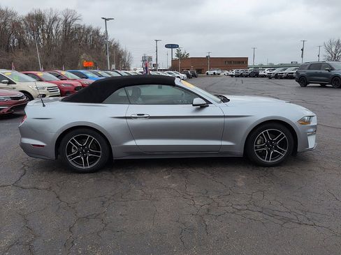 Used 2023 Ford Mustang Premium image 2