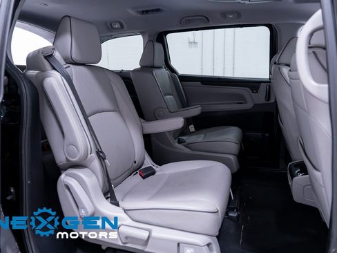 Used 2022 Honda Odyssey Elite image 47