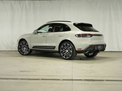 New 2026 Porsche Macan image 3