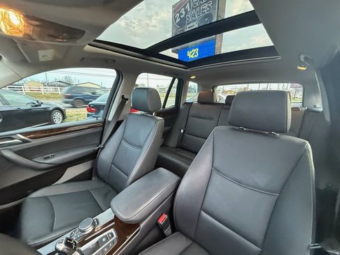 Used 2017 BMW X3 xDrive28i image 10