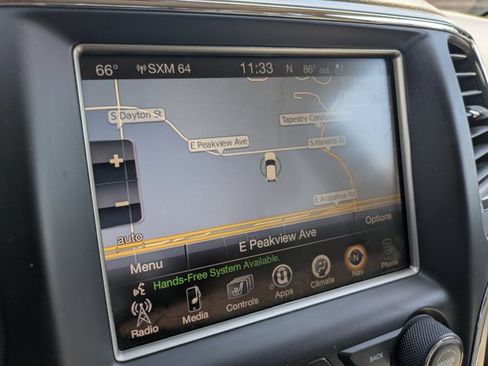 Used 2015 Jeep Grand Cherokee Overland AWD/4WD image 13