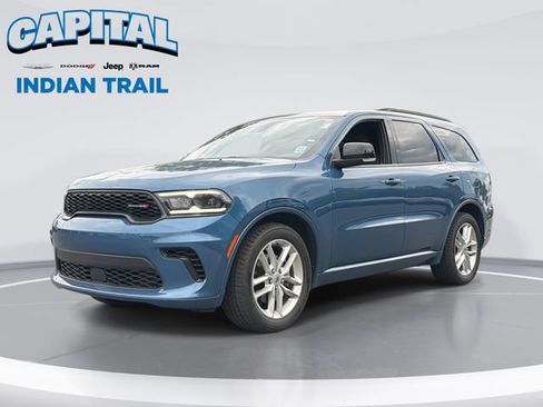 Used 2024 Dodge Durango GT RWD image 1