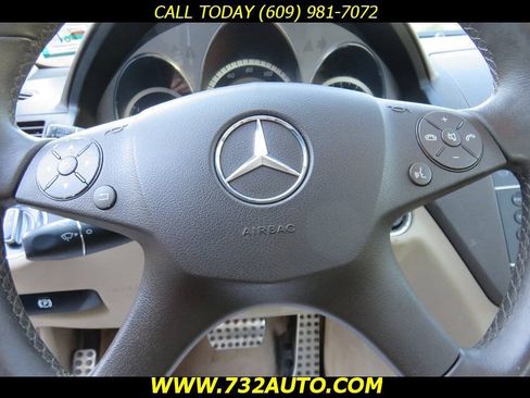 Used 2011 Mercedes-Benz C 300 4MATIC Sedan image 26