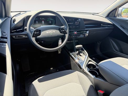New 2026 Kia Niro LX FWD image 15