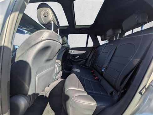 Used 2019 Mercedes-Benz GLC 300 4MATIC image 19