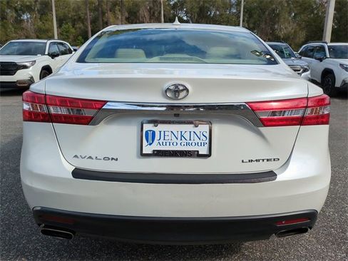 Used 2014 Toyota Avalon Limited image 5
