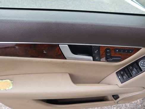 Used 2013 Mercedes-Benz C 300 4MATIC Sedan image 12