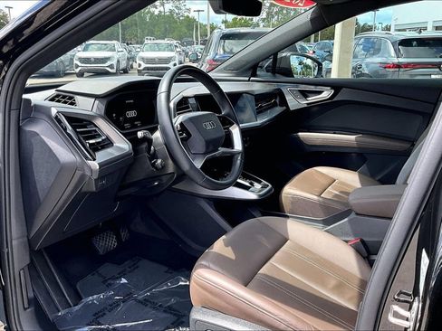 Certified 2023 Audi Q4 e-tron Premium Plus w/ Premium Plus AWD/4WD image 14
