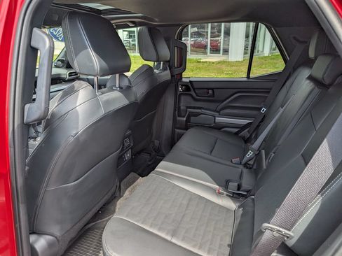 Used 2025 Toyota 4Runner TRD Off-Road Premium w/ Tow Technology Package AWD/4WD image 23