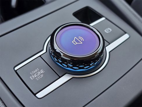 New 2026 Volkswagen Tiguan S image 14