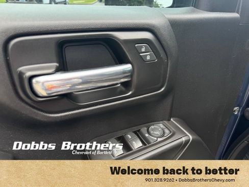 Used 2021 Chevrolet Silverado 1500 Custom Trail Boss w/ Safety Confidence Package AWD/4WD image 15