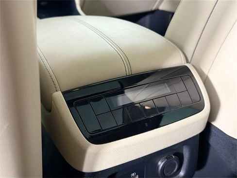 Used 2023 INFINITI QX60 Luxe image 23