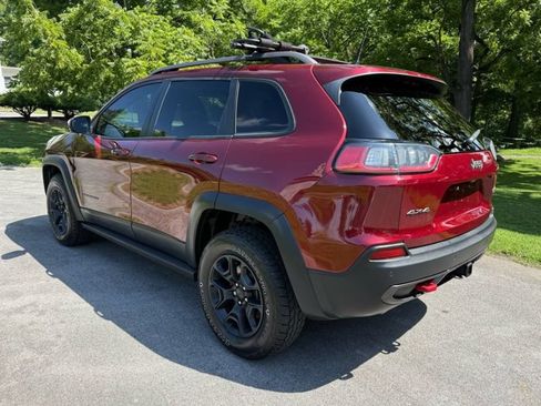 Used 2020 Jeep Cherokee Trailhawk AWD/4WD image 9