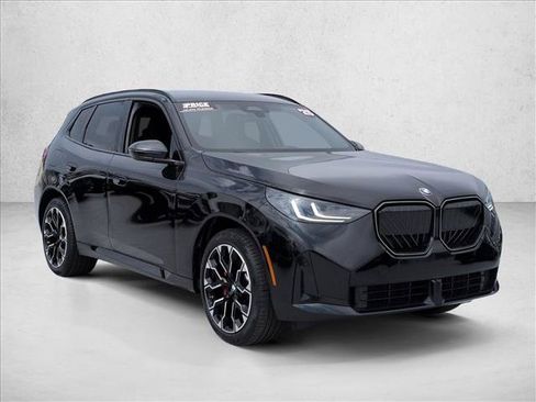 Used 2025 BMW 330i Sedan w/ M Sport Package RWD image 3