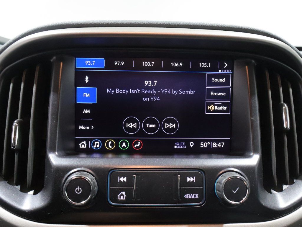 Used 2021 Chevrolet Colorado Z71 w/ Safety Package AWD/4WD image 23