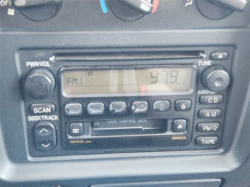 Used 2001 Toyota 4Runner SR5 image 12