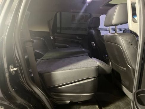 Used 2016 GMC Yukon SLT w/ Open Road Package AWD/4WD image 40