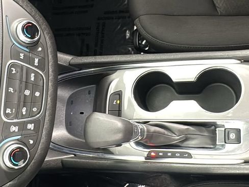 Used 2024 Chevrolet Malibu LT image 26