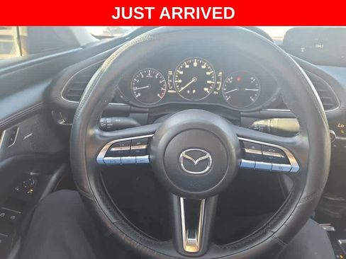 Used 2022 MAZDA MAZDA3 s FWD image 12