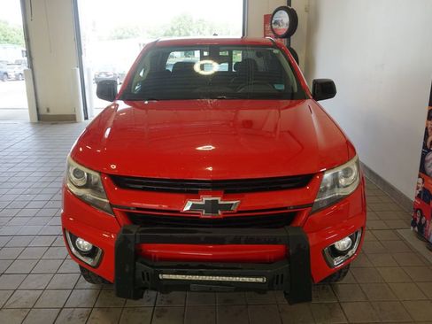 Used 2017 Chevrolet Colorado LT AWD/4WD image 11