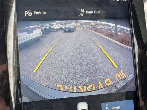 Used 2019 Volvo XC60 T5 Momentum w/ Premium Package image 10