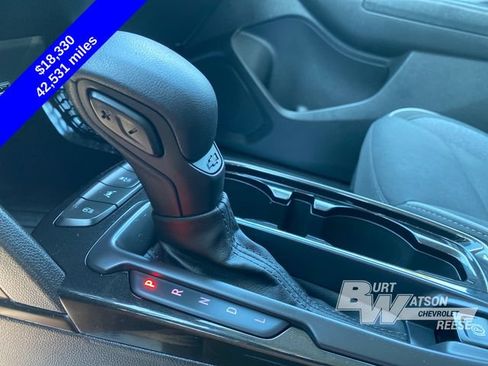 Used 2022 Chevrolet TrailBlazer LT w/ Convenience Package FWD image 25