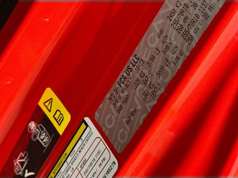 Used 2020 Jeep Wrangler Unlimited Sport image 12