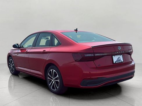 Used 2026 Volkswagen Jetta Sport FWD image 5