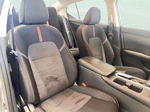 Used 2020 Nissan Sentra SR image 15