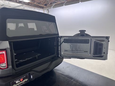 Used 2025 Ford Bronco 4-Door image 29