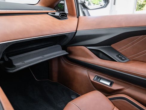 Used 2022 Lamborghini Aventador Countach image 17