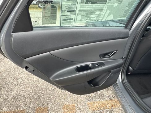 New 2025 Hyundai Elantra Sport image 12