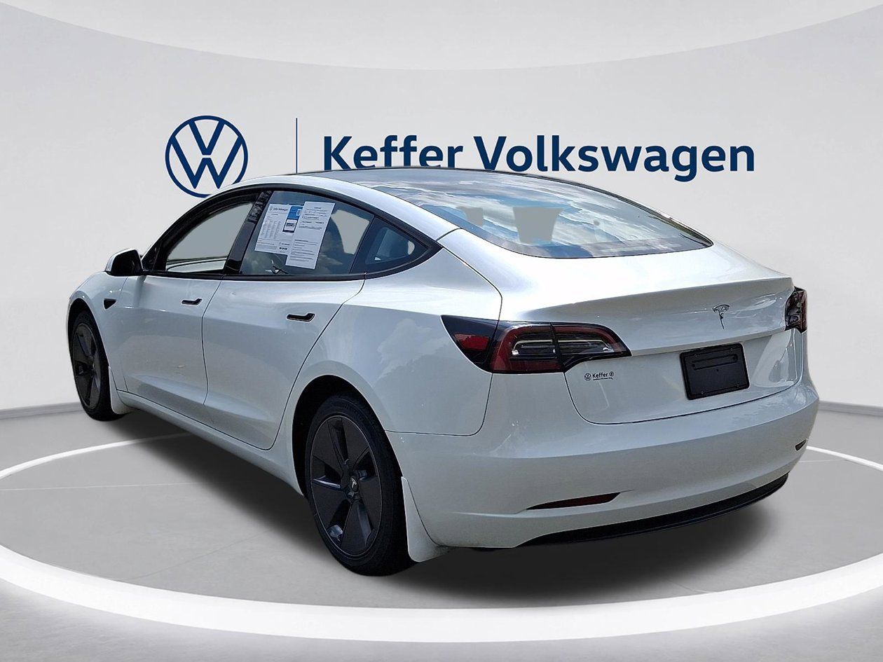 Used 2023 Tesla Model 3 Standard Range RWD image 4