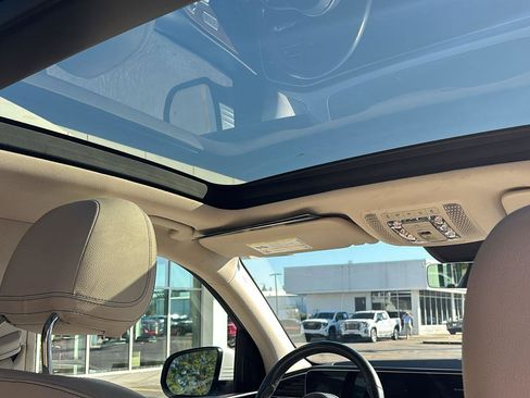 Used 2022 Mercedes-Benz GLE 350 image 28