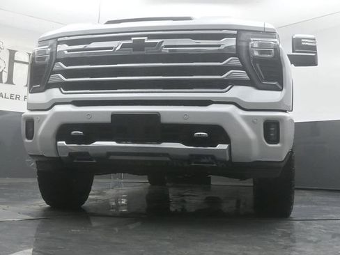 Used 2024 Chevrolet Silverado 3500 High Country w/ High Country Premium Package AWD/4WD image 55