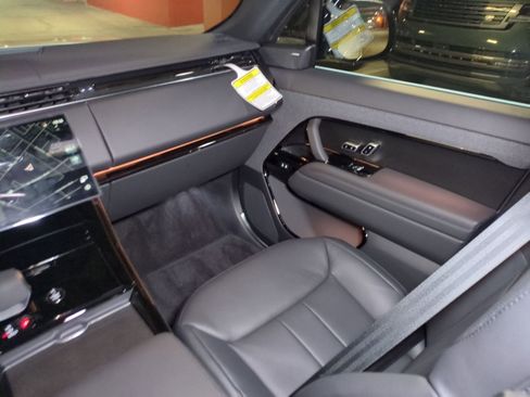 New 2026 Land Rover Range Rover Sport Dynamic SE AWD/4WD image 27
