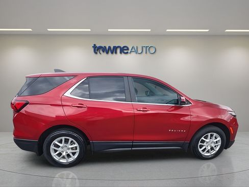 Used 2024 Chevrolet Equinox LT AWD/4WD image 6