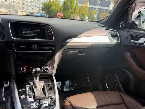 Used 2015 Audi SQ5 Premium Plus AWD/4WD image 30