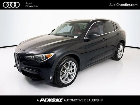 Used 2018 Alfa Romeo Stelvio AWD image 1