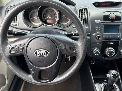 Used 2011 Kia Forte EX FWD image 14