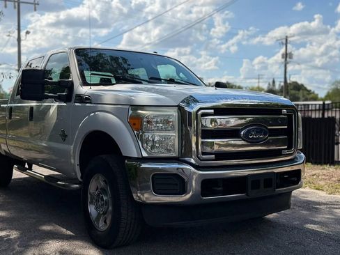 Used 2016 Ford F250 XLT AWD/4WD image 3