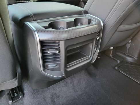 Certified 2026 RAM 1500 Express AWD/4WD image 15