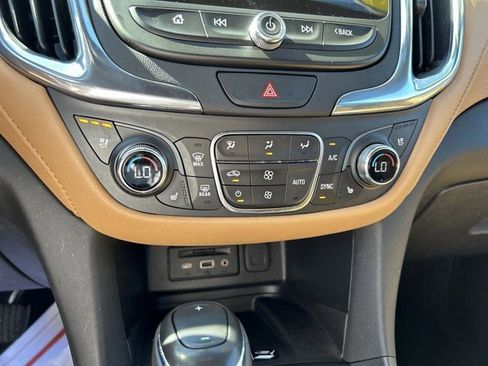 Used 2020 Chevrolet Equinox Premier image 23