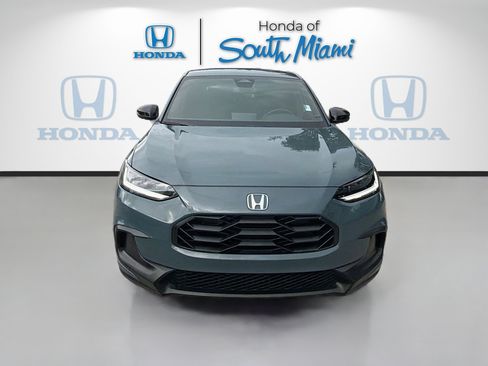 Used 2025 Honda HR-V Sport image 2
