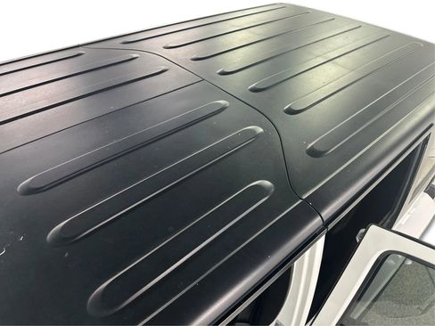 Used 2015 Jeep Wrangler Unlimited Sport image 13