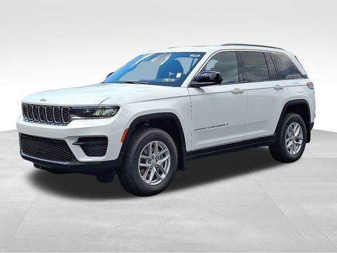 New 2025 Jeep Grand Cherokee Laredo X w/ Luxury Tech Group I image 28