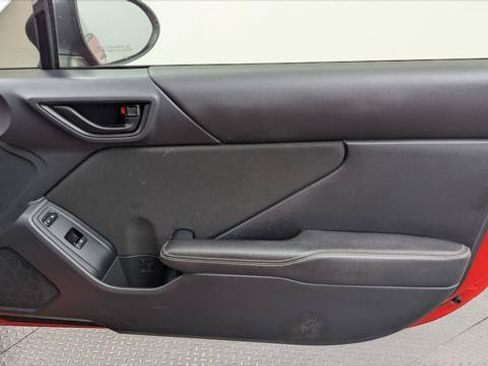 Used 2024 Toyota GR86 RWD image 17