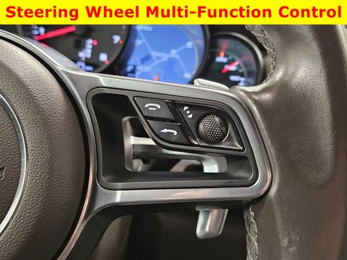 Used 2018 Porsche Cayenne Platinum Edition image 29